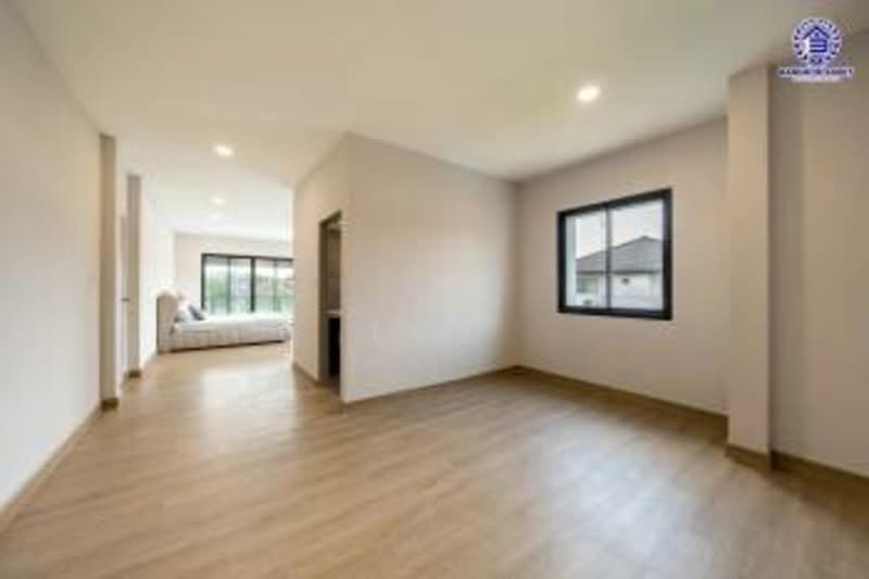 Chonlada Bangbuathong, Nonthaburi, Bang Kruai - Sai Noi Road, Bang Bua Thong, Bang Bua Thong, Nonthaburi, 4 Bedrooms, 337 sqm, Single Detached House For Sale, by โบว์, 500245025 - DDproperty.com