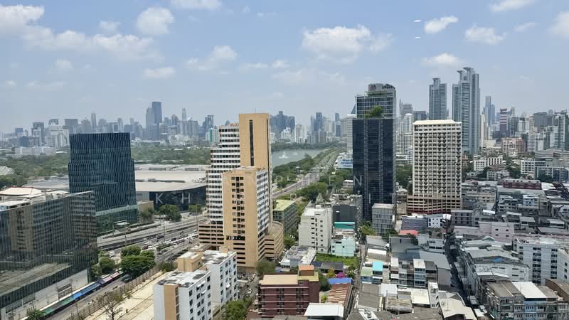 Life Rama 4-Asoke, Bangkok, Rama 4 Road, Khlong Toei, Khlong Toei, Bangkok, 1 Bedroom, 35 sqm, Condo For Rent, by Wanphen Khemprasit, 500245043 - DDproperty.com