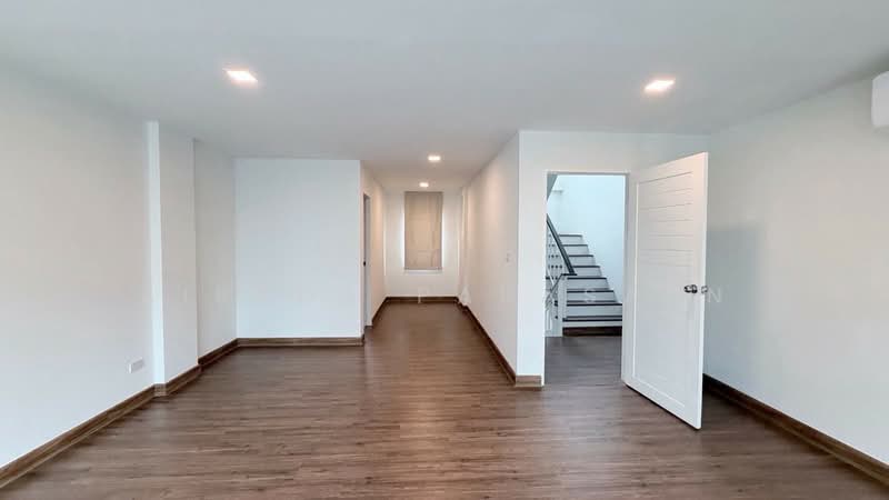 Modern Life By SP, Bangkok, Suan Luang, Suan Luang, Bangkok, 3 Bedrooms, 185 sqm, Townhouse For Rent, by Airada Parasarn, 500245044 - DDproperty.com