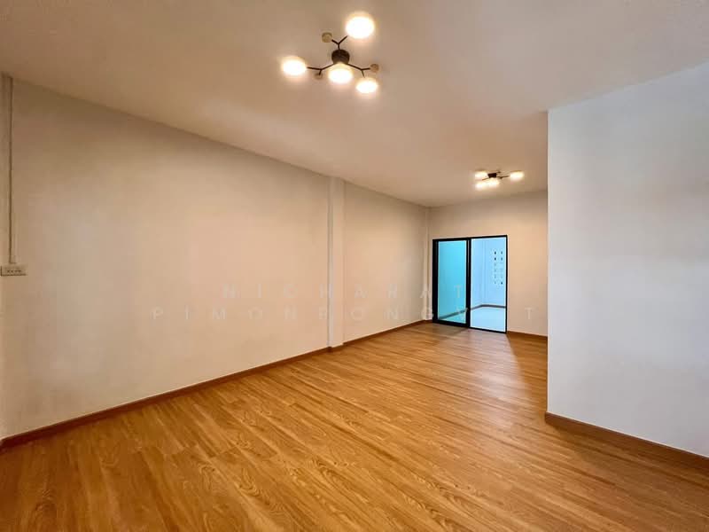 Bangbon1, Bangkok, Bang Bon, Bang Bon, Bangkok, 4 Bedrooms, 200 sqm, Townhouse For Sale, by NICHARAT PIMONPONGVUT, 500245048 - DDproperty.com