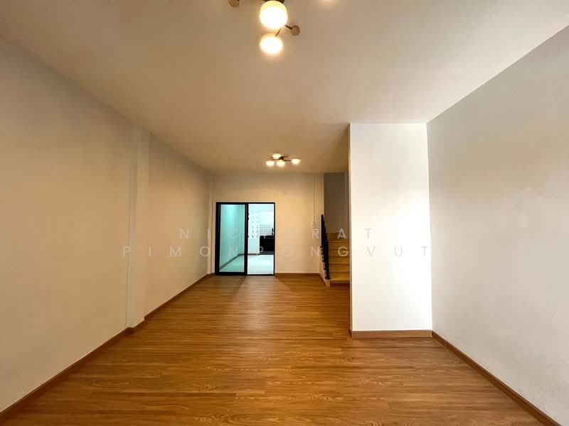 Bangbon1, Bangkok, Bang Bon, Bang Bon, Bangkok, 4 Bedrooms, 200 sqm, Townhouse For Sale, by NICHARAT PIMONPONGVUT, 500245048 - DDproperty.com