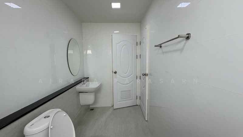 Modern Life By SP, Bangkok, Suan Luang, Suan Luang, Bangkok, 3 Bedrooms, 185 sqm, Townhouse For Rent, by Airada Parasarn, 500245056 - DDproperty.com