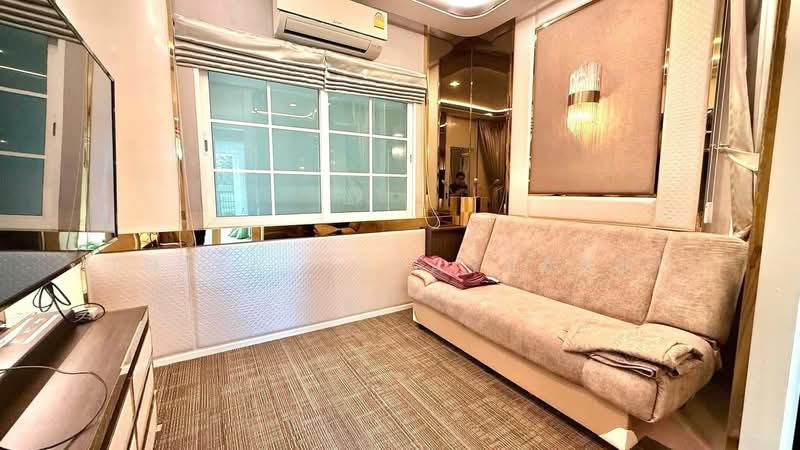 Grandio Ladprao-Kaset Nawamin : แกรนดิโอ ลาดพร้าว-เกษตรนวมินทร์, กรุงเทพ, ซอย นวมินทร์ 42 แยก 27, คลองกุ่ม, บึงกุ่ม, กรุงเทพ, 264 ตร.ม., บ้านเดี่ยว ให้เช่า, โดย Thiya​ Chaysabut, 500245083 - DDproperty.com