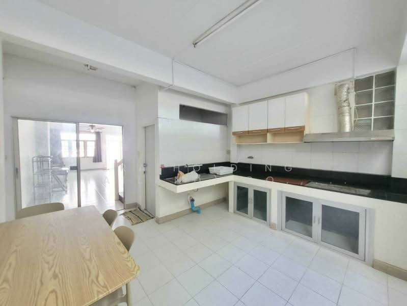 Baan Bua Ngam, Bangkok, Soi On Nut 39, Sukhumvit 77 Rd., Suan Luang, Suan Luang, Bangkok, 2 Bedrooms, 100 sqm, Single Detached House For Sale, by ERA Holding (Thailand) Co., Ltd., 500245113 - DDproperty.com