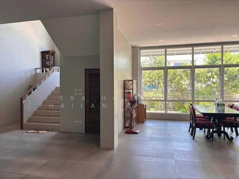 ทอผ้า สภาพใหม่ พร้อมใช้งาน, สมุทรสาคร, ท่าไม้, กระทุ่มแบน, สมุทรสาคร, 2,000 ตร.ม., สำนักงาน ขาย, โดย ERA Holding (Thailand) Co., Ltd., 500245119 - DDproperty.com