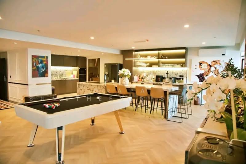 Fifty Fifth Tower, Bangkok, 84 Soi Sukhumvit 55, Sukhumvit Road, Khlong Tan Nua, Watthana, Bangkok, 4 Bedrooms, 275 sqm, Condo For Sale, by Orapa Sumetheesirisakul, 500245136 - DDproperty.com