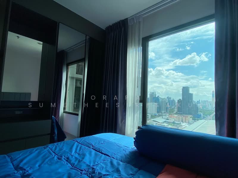 Life Asoke, Bangkok, Asoke-Dindang Road, Bang Kapi, Huai Khwang, Bangkok, 1 Bedroom, 30 sqm, Condo For Sale, by Orapa Sumetheesirisakul, 500245141 - DDproperty.com