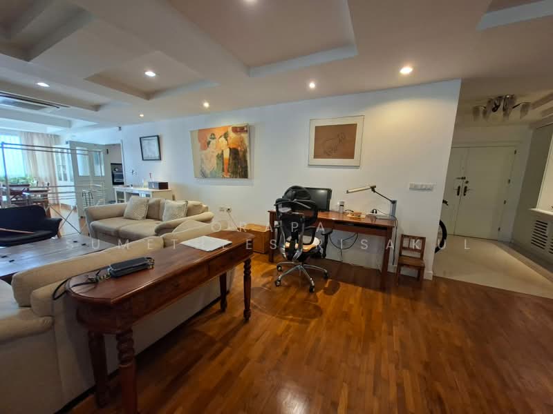 President Park Sukhumvit 24, Bangkok, 99 Sukhumvit 24 Alley, Khlongtoei Nua, Watthana, Bangkok, 3 Bedrooms, 224 sqm, Condo For Sale, by Orapa Sumetheesirisakul, 500245146 - DDproperty.com