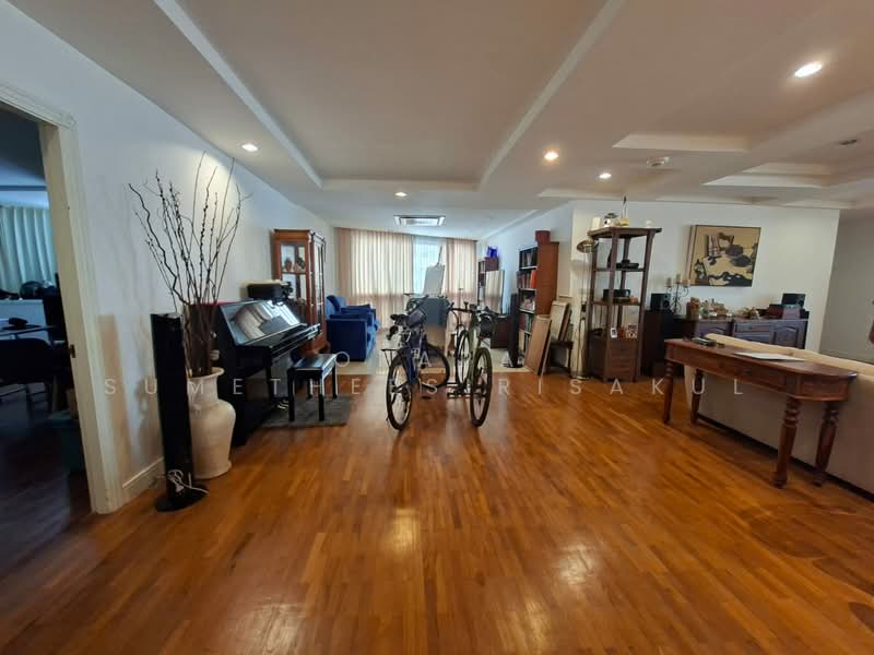 President Park Sukhumvit 24, Bangkok, 99 Sukhumvit 24 Alley, Khlongtoei Nua, Watthana, Bangkok, 3 Bedrooms, 224 sqm, Condo For Sale, by Orapa Sumetheesirisakul, 500245146 - DDproperty.com