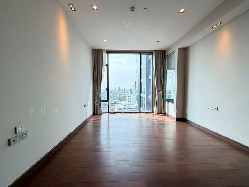Q1 Sukhumvit, Bangkok, 1 Sukhumvit Road, Khlong Toei, Khlong Toei, Bangkok, 3 Bedrooms, 155 sqm, Condo For Sale, by Orapa Sumetheesirisakul, 500245156 - DDproperty.com