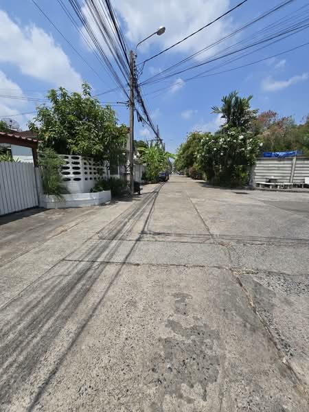 Seri Village 2 Rama 9, Bangkok, Hua Mak, Bang Kapi, Bangkok, 4 Bedrooms, 200 sqm, Single Detached House For Sale, by Thanatsorn Hongmanop, 500245176 - บ้านข้างเคียง - DDproperty.com