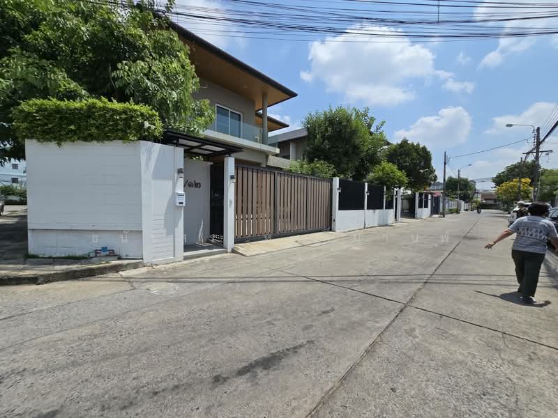 Seri Village 2 Rama 9, Bangkok, Hua Mak, Bang Kapi, Bangkok, 4 Bedrooms, 200 sqm, Single Detached House For Sale, by Thanatsorn Hongmanop, 500245176 - หมู่บ้านเสรี ถนนพระราม 9 แยก 41 แยก 3 - DDproperty.com