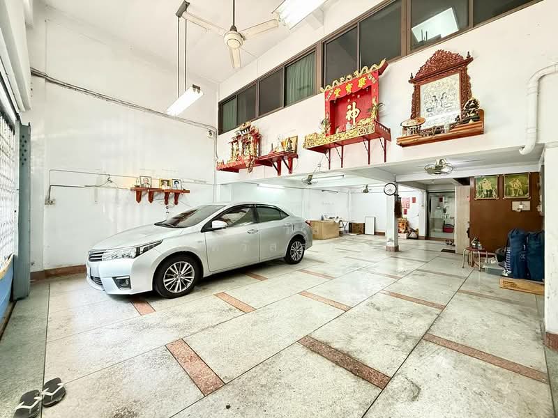 ขาย อาคารพาณิชย์ 5 ชั้น หลังมุม แยกดินแดง, Bangkok, Din Daeng, Din Daeng, Bangkok, , 700 sqm, Shophouse For Sale, by กรณวัสส์ กัณฑวัสส์วงส์, 500245266 - DDproperty.com