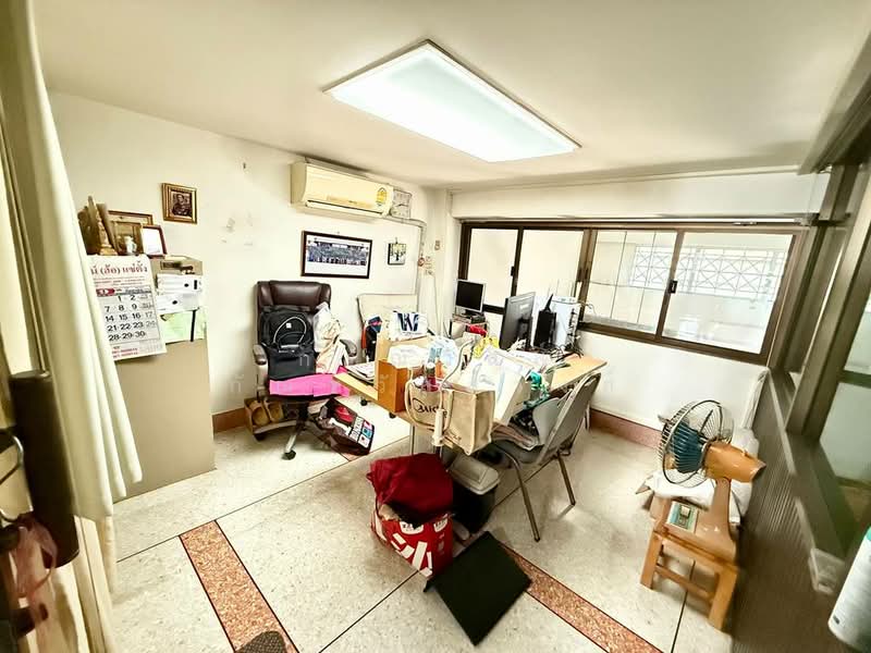 ขาย อาคารพาณิชย์ 5 ชั้น หลังมุม แยกดินแดง, กรุงเทพ, ดินแดง, ดินแดง, กรุงเทพ, 700 ตร.ม., ตึกแถว-อาคารพาณิชย์ ขาย, โดย กรณวัสส์ กัณฑวัสส์วงส์, 500245266 - DDproperty.com