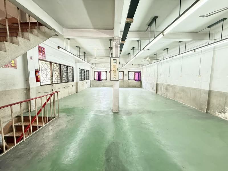 ขาย อาคารพาณิชย์ 5 ชั้น หลังมุม แยกดินแดง, Bangkok, Din Daeng, Din Daeng, Bangkok, , 700 sqm, Shophouse For Sale, by กรณวัสส์ กัณฑวัสส์วงส์, 500245266 - DDproperty.com