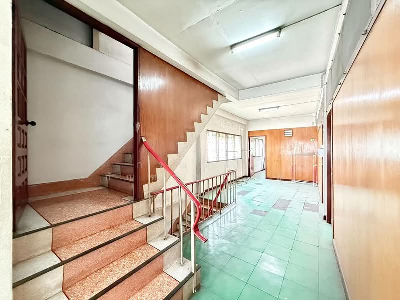 ขาย อาคารพาณิชย์ 5 ชั้น หลังมุม แยกดินแดง, Bangkok, Din Daeng, Din Daeng, Bangkok, , 700 sqm, Shophouse For Sale, by กรณวัสส์ กัณฑวัสส์วงส์, 500245266 - DDproperty.com