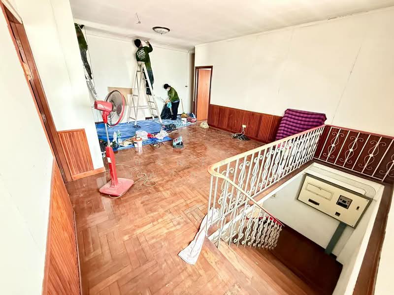 ขาย อาคารพาณิชย์ 5 ชั้น หลังมุม แยกดินแดง, Bangkok, Din Daeng, Din Daeng, Bangkok, , 700 sqm, Shophouse For Sale, by กรณวัสส์ กัณฑวัสส์วงส์, 500245266 - DDproperty.com