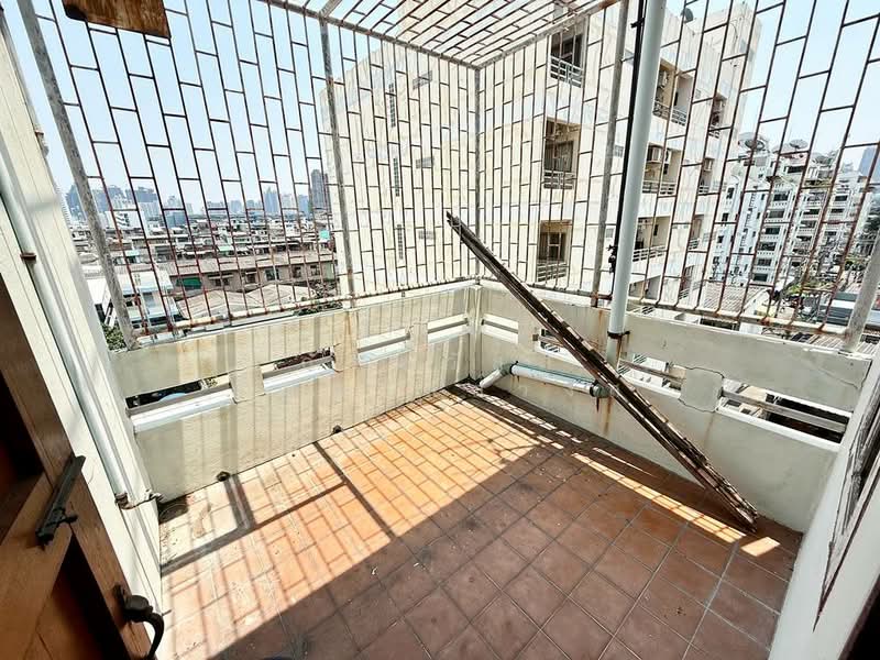 ขาย อาคารพาณิชย์ 5 ชั้น หลังมุม แยกดินแดง, Bangkok, Din Daeng, Din Daeng, Bangkok, , 700 sqm, Shophouse For Sale, by กรณวัสส์ กัณฑวัสส์วงส์, 500245266 - DDproperty.com