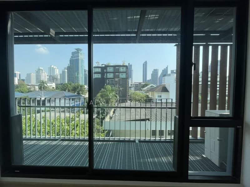 Chalermnit Art De Maison, Bangkok, 186 Sukhumvit 53 Alley, Khlong Tan Nua, Watthana, Bangkok, 1 Bedroom, 36 sqm, Condo For Rent, by Phakawadee Jiramanee, 500245293 - DDproperty.com