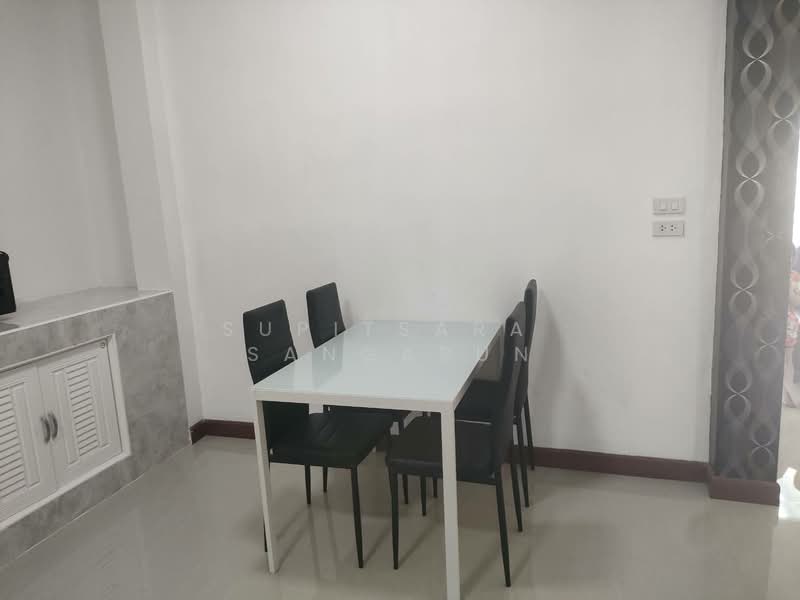 undefined, Chon Buri (Pattaya), Nong Pru, Bang Lamung (Pattaya), Chon Buri (Pattaya), 3 Bedrooms, 170 sqm, Single Detached House For Rent, by Supitsara  Sangarun, 500245296 - DDproperty.com