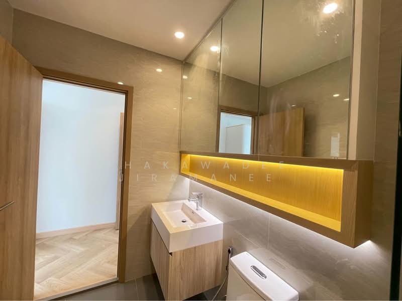 Maru Ladprao 15, Bangkok, Soi Lat Phrao 15, Jom Phon, Chatuchak, Bangkok, 2 Bedrooms, 57 sqm, Condo For Sale, by Phakawadee Jiramanee, 500245300 - DDproperty.com