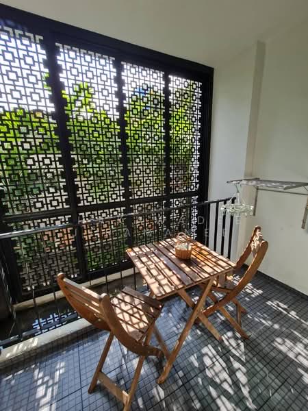 Tree Condo Ekamai, Bangkok, Soi Samanand, Rama 4 Road, Phra Kanong, Khlong Toei, Bangkok, 1 Bedroom, 40 sqm, Condo For Sale, by Phakawadee Jiramanee, 500245315 - DDproperty.com