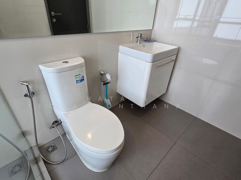 Rhythm Rangnam, Bangkok, 10 Rangnam Road, Thanon Phaya Thai, Ratchathewi, Bangkok, 2 Bedrooms, 58 sqm, Condo For Rent, by Natasa Techathonthanakhun, 500245328 - DDproperty.com