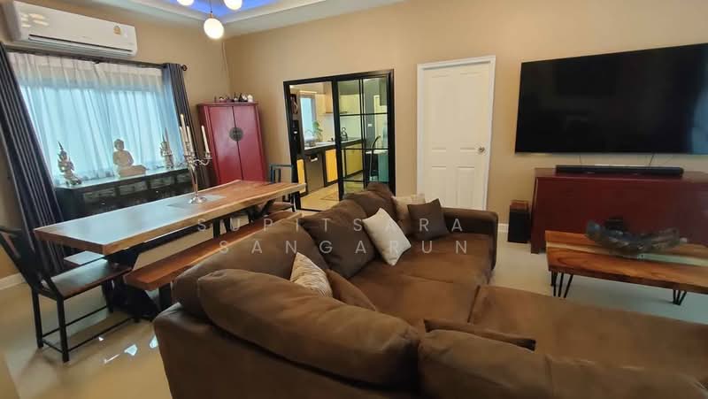 For Sale - 3-BR House, Chon Buri (Pattaya)