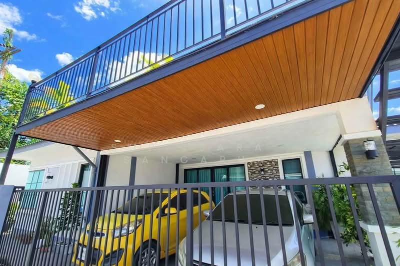 For Sale - 3-BR House, Chon Buri (Pattaya)