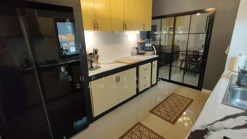 For Sale - 3-BR House, Chon Buri (Pattaya)