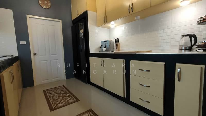 For Sale - 3-BR House, Chon Buri (Pattaya)