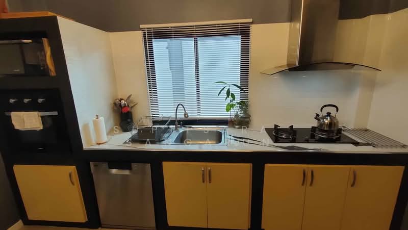 For Sale - 3-BR House, Chon Buri (Pattaya)