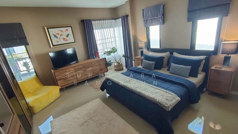 For Sale - 3-BR House, Chon Buri (Pattaya)