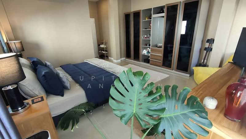 For Sale - 3-BR House, Chon Buri (Pattaya)