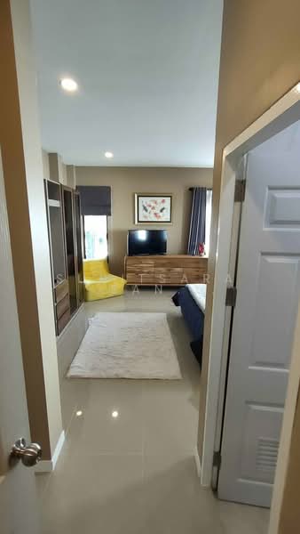 For Sale - 3-BR House, Chon Buri (Pattaya)