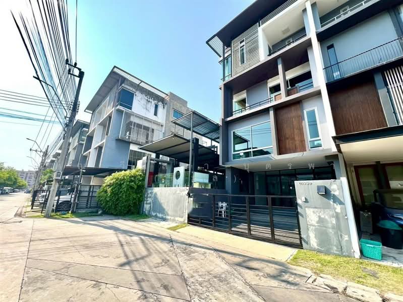 โฮมออฟฟิศ 4 ชั้น 60.8 ตร.ว. บี สแควร์ พระราม9-เหม่งจ๋าย, กรุงเทพ, ถนนประชาอุทิศ, วังทองหลาง, วังทองหลาง, กรุงเทพ, 250 ตร.ม., สำนักงาน ขาย, โดย คุณ วีนัสรา บุตรพา (เมล), 500245347 - DDproperty.com