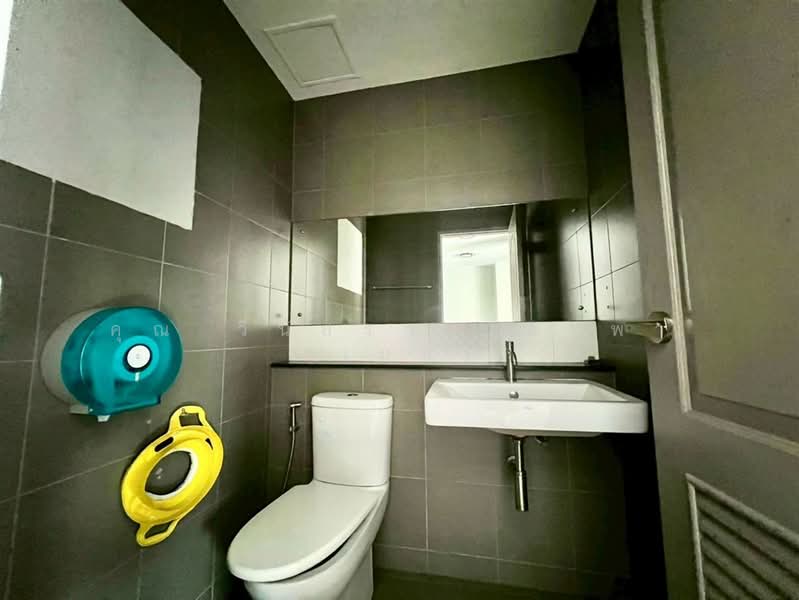 โฮมออฟฟิศ 4 ชั้น 60.8 ตร.ว. บี สแควร์ พระราม9-เหม่งจ๋าย, กรุงเทพ, ถนนประชาอุทิศ, วังทองหลาง, วังทองหลาง, กรุงเทพ, 250 ตร.ม., สำนักงาน ขาย, โดย คุณ วีนัสรา บุตรพา (เมล), 500245347 - DDproperty.com