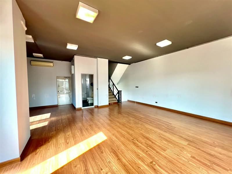 โฮมออฟฟิศ 4 ชั้น 60.8 ตร.ว. บี สแควร์ พระราม9-เหม่งจ๋าย, Bangkok, ถนนประชาอุทิศ, Wang Thonglang, Wang Thonglang, Bangkok, , 250 sqm, Office Space For Sale, by คุณ วีนัสรา บุตรพา (เมล), 500245347 - DDproperty.com