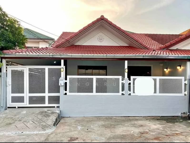 undefined, Chon Buri (Pattaya), Nong Pru, Bang Lamung (Pattaya), Chon Buri (Pattaya), 2 Bedrooms, 93 sqm, Townhouse For Sale, by Supitsara  Sangarun, 500245351 - DDproperty.com