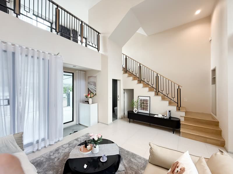 Estara Haven Pattanakan 20, Bangkok, Phatthanakan 20, Phatthanakan Road, Suan Luang, Suan Luang, Bangkok, 3 Bedrooms, 200 sqm, Townhouse For Sale, by อภิมงคล สุขเกษม, 500245359 - DDproperty.com