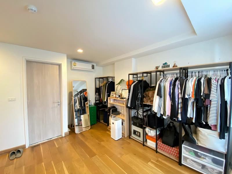 Downtown Forty Nine, Bangkok, Sukhumvit 39 Road, Khlong Tan Nua, Watthana, Bangkok, 1 Bedroom, 45 sqm, Condo For Sale, by Natasa Techathonthanakhun, 500245372 - DDproperty.com