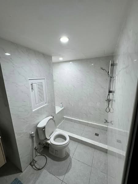 Supalai Place Sukhumvit 39, Bangkok, 175-179 Soi Sukhumvit 39 Sukhumvit Road, Khlong Tan Nua, Watthana, Bangkok, 1 Bedroom, 77 sqm, Condo For Rent, by Phoom Imruangsri, 500245378 - DDproperty.com