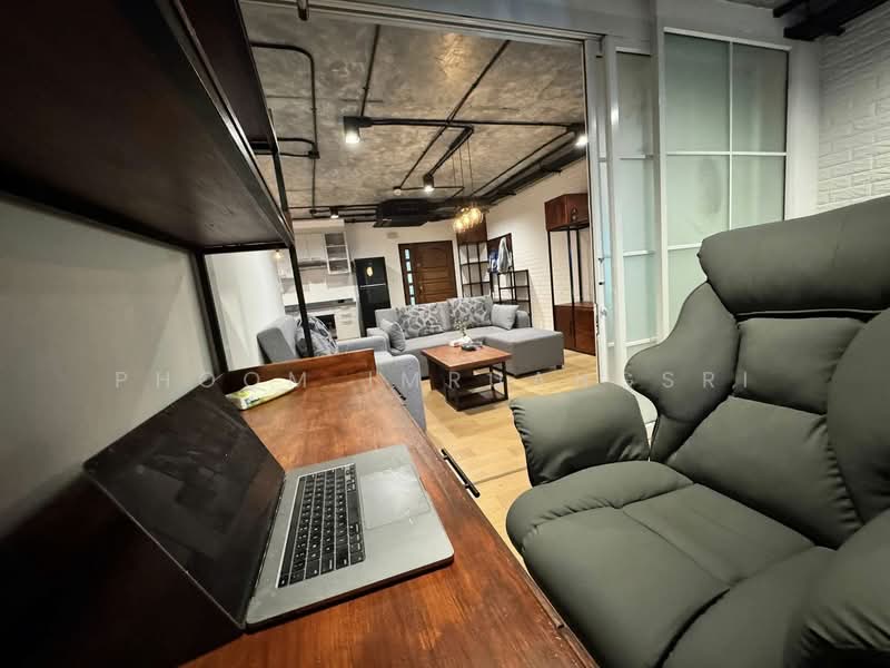 Supalai Place Sukhumvit 39, Bangkok, 175-179 Soi Sukhumvit 39 Sukhumvit Road, Khlong Tan Nua, Watthana, Bangkok, 1 Bedroom, 77 sqm, Condo For Rent, by Phoom Imruangsri, 500245378 - DDproperty.com