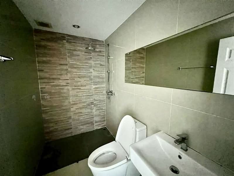 อาคารพาณิชย์ 3.5 ชั้น 28.7 ตร.ว. โครงการที บิสโฮม ตลาดพลู ใกล้ตลาดพลู ถนนเทอดไท, Bangkok, ถนนเทอดไท, Talat Plu, Thon Buri, Bangkok, , 215 sqm, Shophouse For Sale, by คุณ วีนัสรา บุตรพา (เมล), 500245386 - DDproperty.com