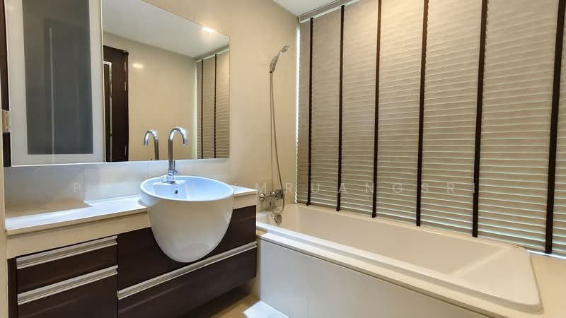 Sky Walk Residences, Bangkok, 1599 Sukhumvit Road, Phra Kanong Nua, Watthana, Bangkok, 2 Bedrooms, 101 sqm, Condo For Rent, by Phoom Imruangsri, 500245390 - DDproperty.com