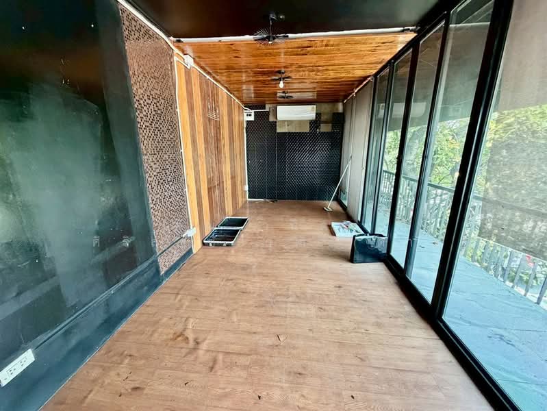 โฮมออฟฟิศ 3 ชั้น 71.4 ตร.ว. โฮมออฟฟิศ ใกล้ตลาดบางศรีเมือง ถนนราชพฤกษ์-นนทบุรี1, นนทบุรี, ถนนราชพฤกษ์-นนทบุรี1, บางศรีเมือง, เมืองนนทบุรี, นนทบุรี, 400 ตร.ม., ตึกแถว-อาคารพาณิชย์ ขาย, โดย คุณ วนิดา ศิริสุขชัยวุฒิ (ดา), 500245425 - DDproperty.com