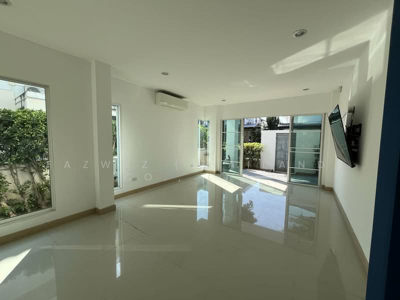 บ้านเดี่ยว 4 ห้องนอน วิวภูเขา ใกล้ NIS ที่ The Flow เชียงใหม่ พร้อมอยู่, เชียงใหม่, สันผีเสื้อ, เมืองเชียงใหม่, เชียงใหม่, 360 ตร.ม., บ้านเดี่ยว ขาย, โดย Fazwaz (Thailand) Co., Ltd., 500245496 - DDproperty.com