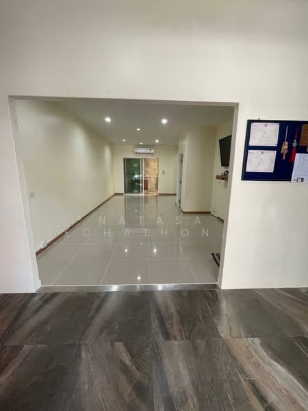 Villette City Pattanakarn 38 : วิลเลต ซิตี้ พัฒนาการ 38, กรุงเทพ, ถนนพัฒนาการ, ประเวศ, ประเวศ, กรุงเทพ, 325 ตร.ม., ทาวน์เฮ้าส์ ขาย, โดย Natasa Techathonthanakhun, 500245502 - DDproperty.com