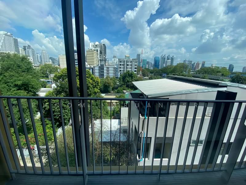 Noble Above Wireless-Ruamrudee, Bangkok, Wireless Road, Lumphini, Pathum Wan, Bangkok, 1 Bedroom, 66 sqm, Condo For Rent, by Phoom Imruangsri, 500245517 - DDproperty.com