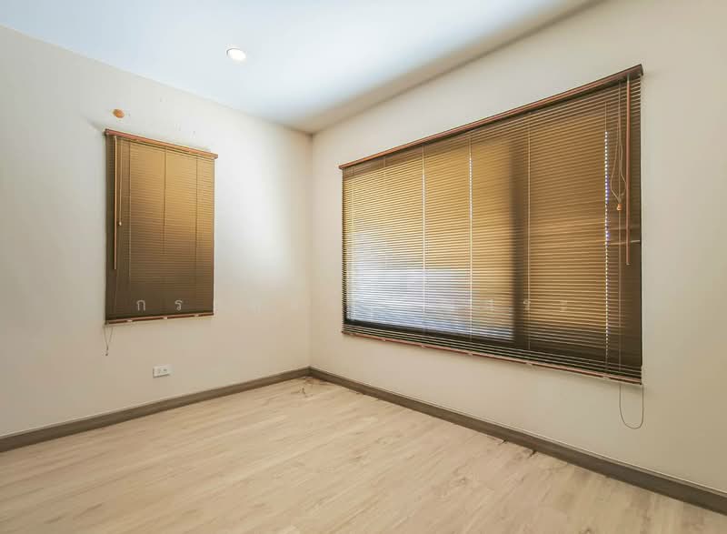 For Sale - Britania Kukot Station, Pathum Thani